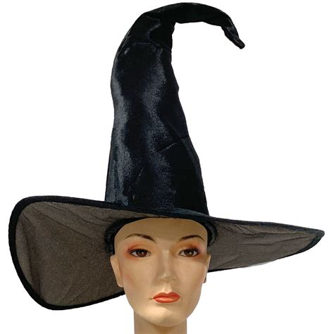 Finding Inspiration in Nature: Unique Witch Hat Designs